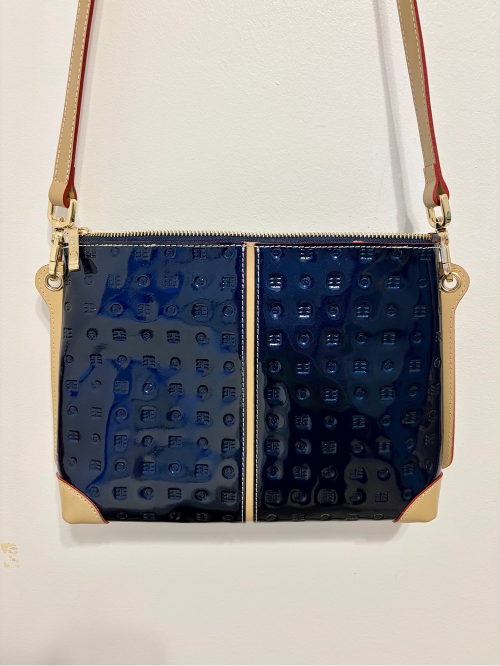 Arcadia patent leather navy blue cross body bag EUC